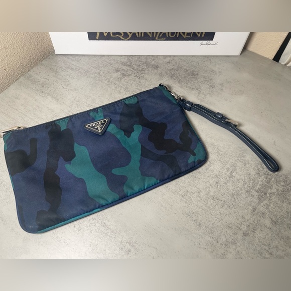 PRADA Tessuto Camouflage Nylon Wrislet Bag with detachable strap - Picture 1 of 13